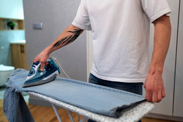 Cómo planchar pantalones jeans en 5 pasos