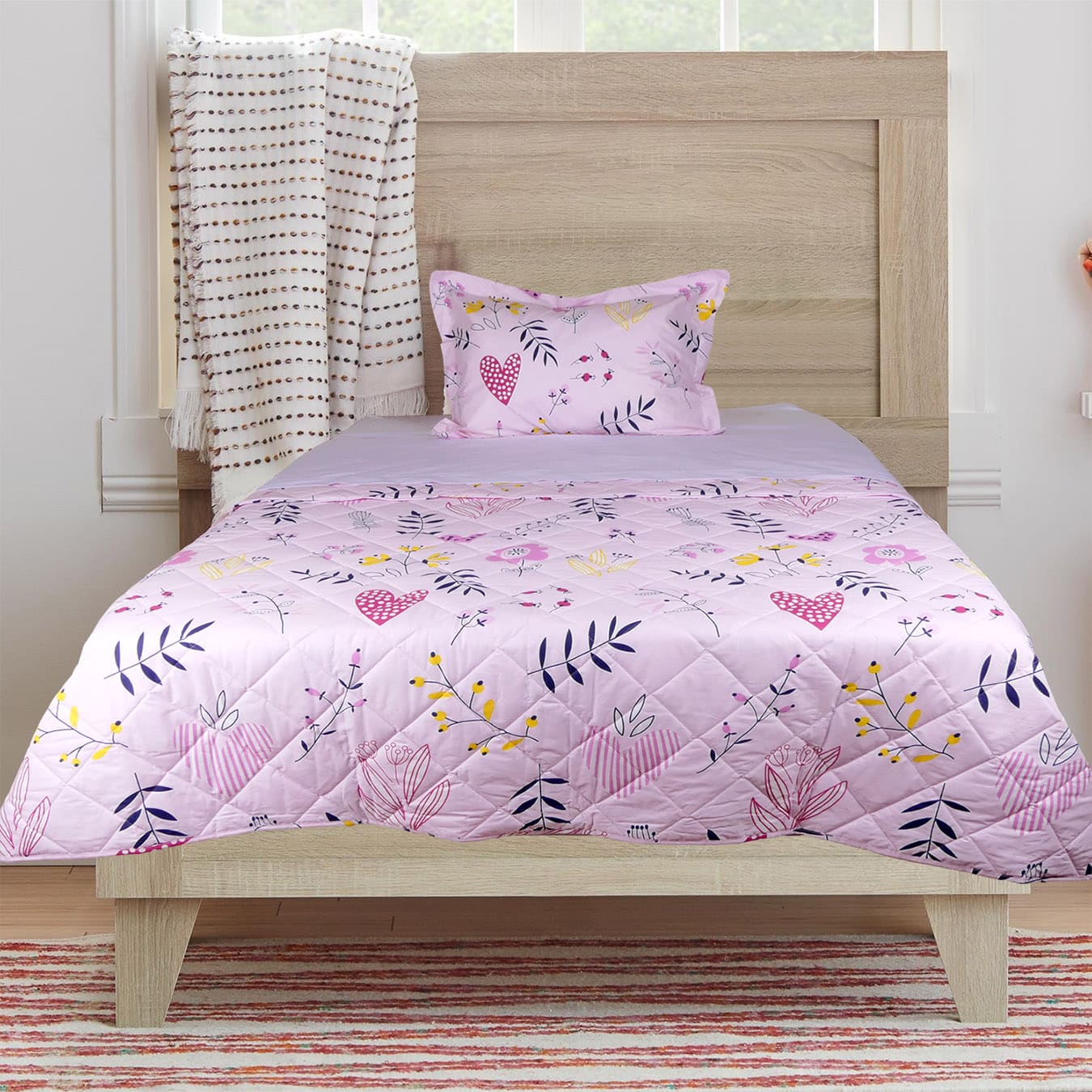 Cubrecama Antialérgico Corazones Rosa